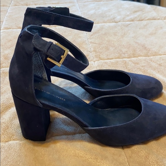 Tommy Hilfiger Shoes - Tommy Hilfiger Navy Elona Pump